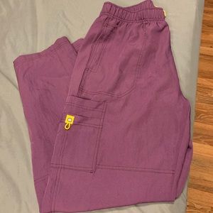 One pair of Wonder Wink four- stretch scrub pants